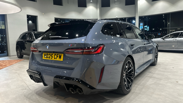 BMW M5 5dr DCT Estate